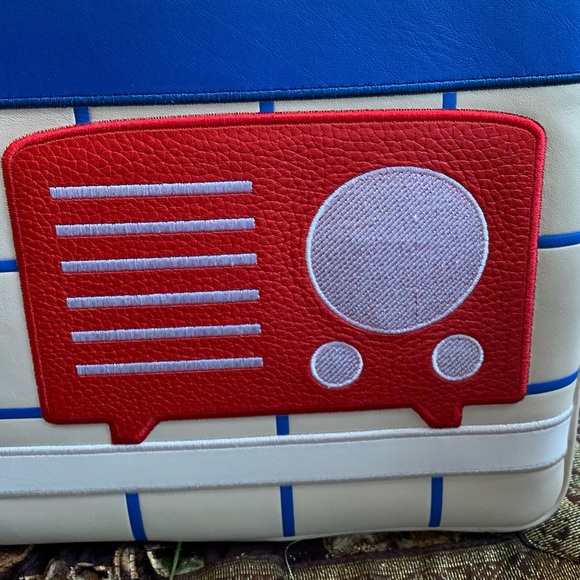 Authentic Coach 1941 Glovetanned leather X wesselmann turnlock zip Lg wristlet - Picture 6 of 15